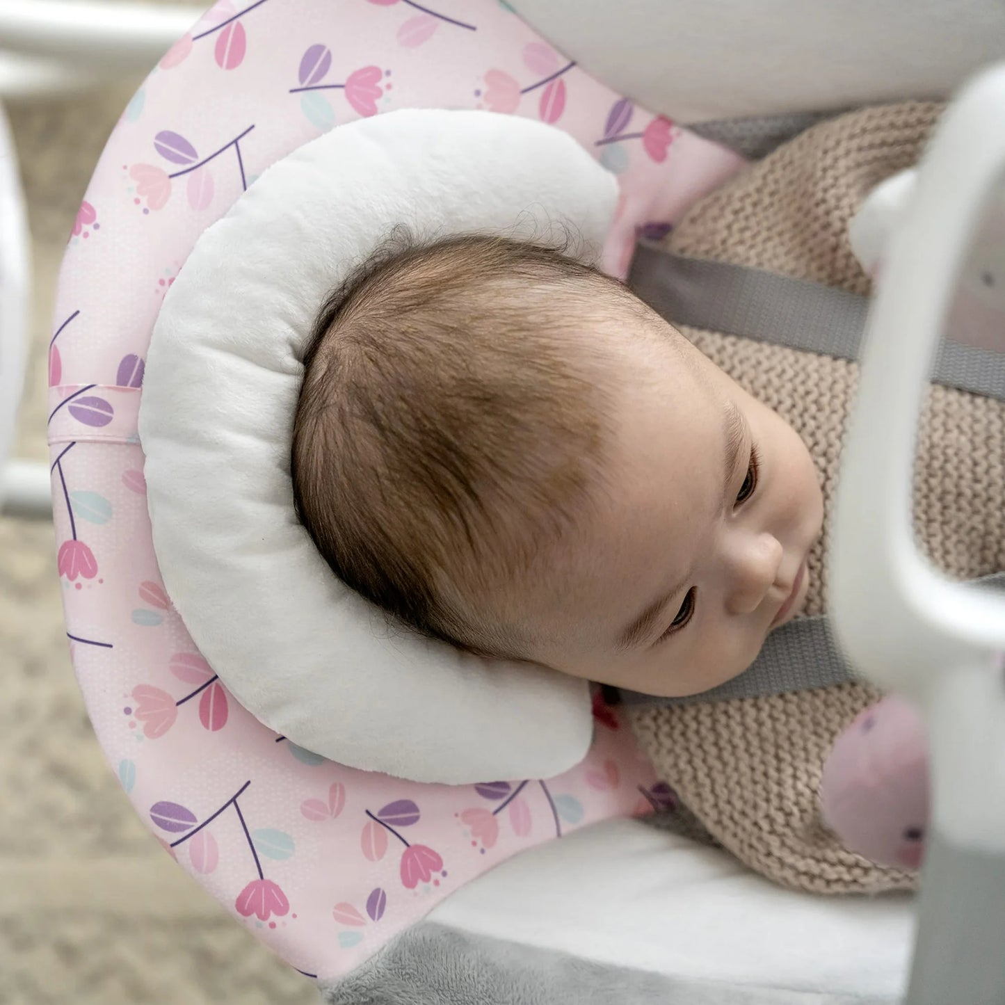 New Ingenuity SimpleComfort Baby Swing (Pink Cassidy)